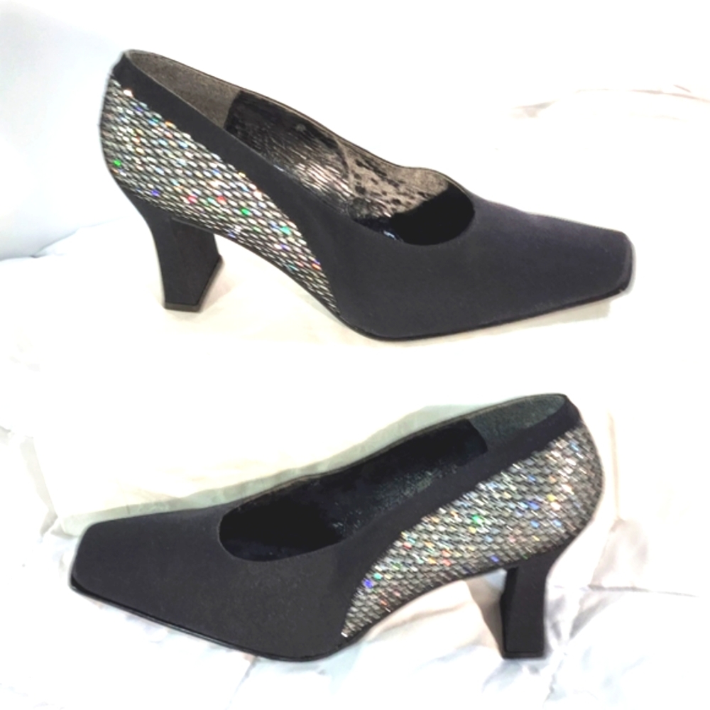 J. RENEE BLACK JEWELED HEEL LEATHER PUMP SIZE 10.5
